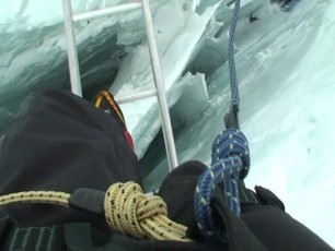 Mount Everest crevasse ladder crossing